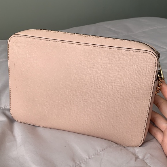 Michael Kors Jet Set Crossbody - Picture 4 of 12